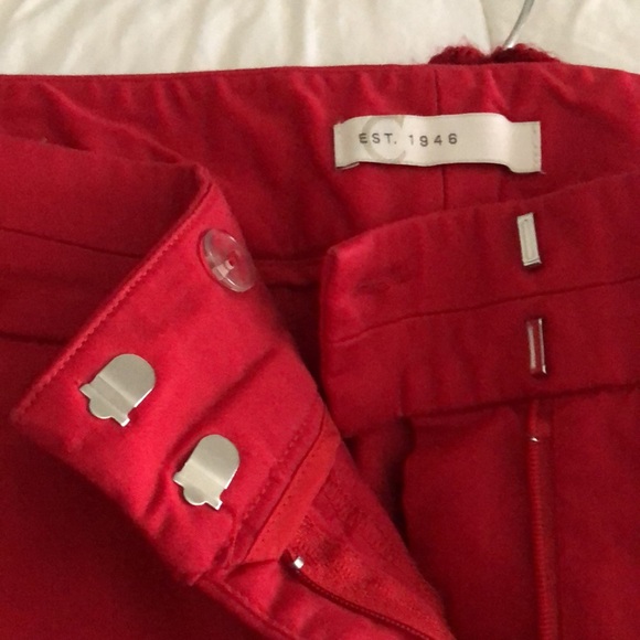Red Crop  Capri Pants in excellent condition! - Picture 8 of 8